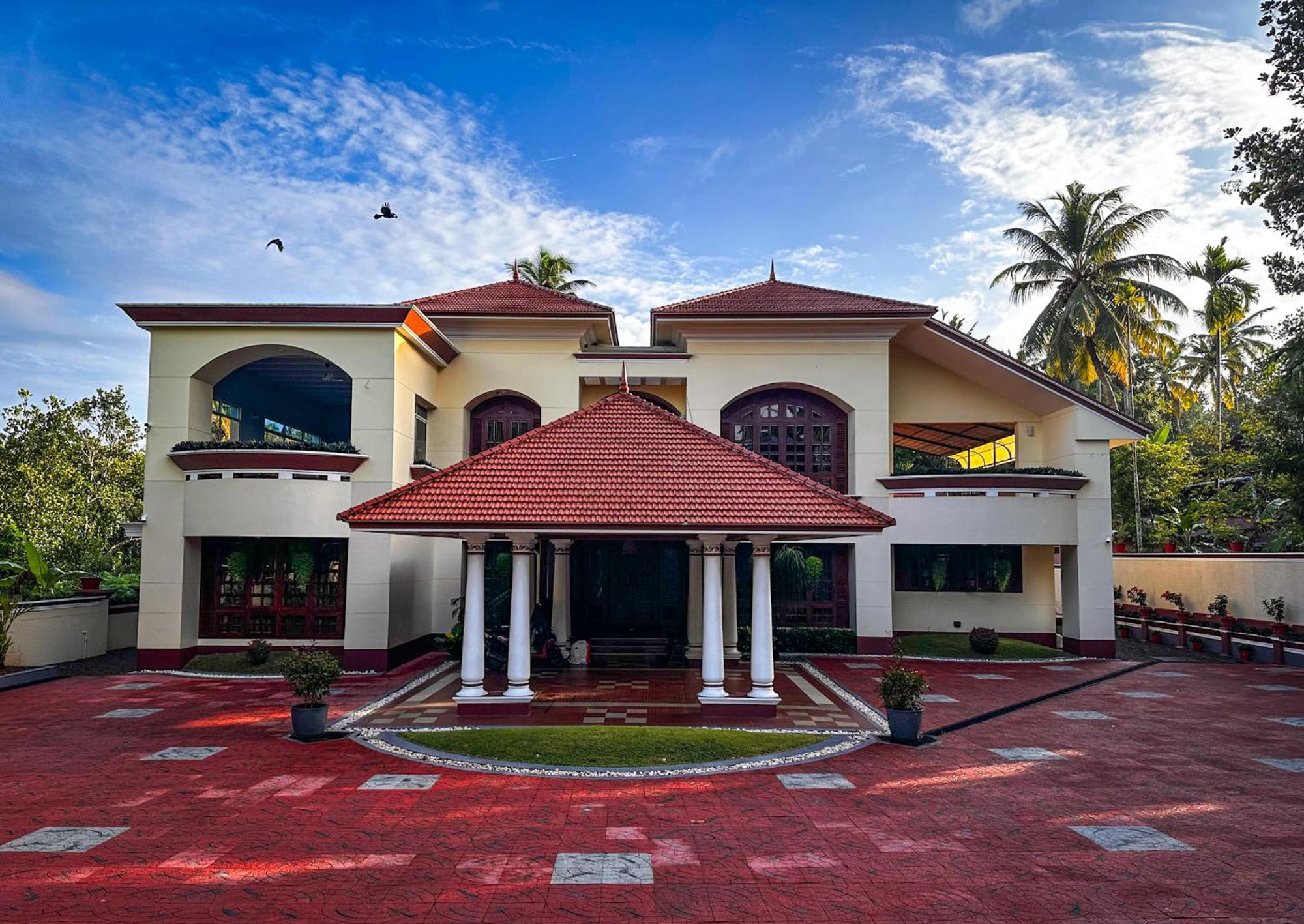 Parvathy Serenity In Varkala Attingal Bagian luar foto