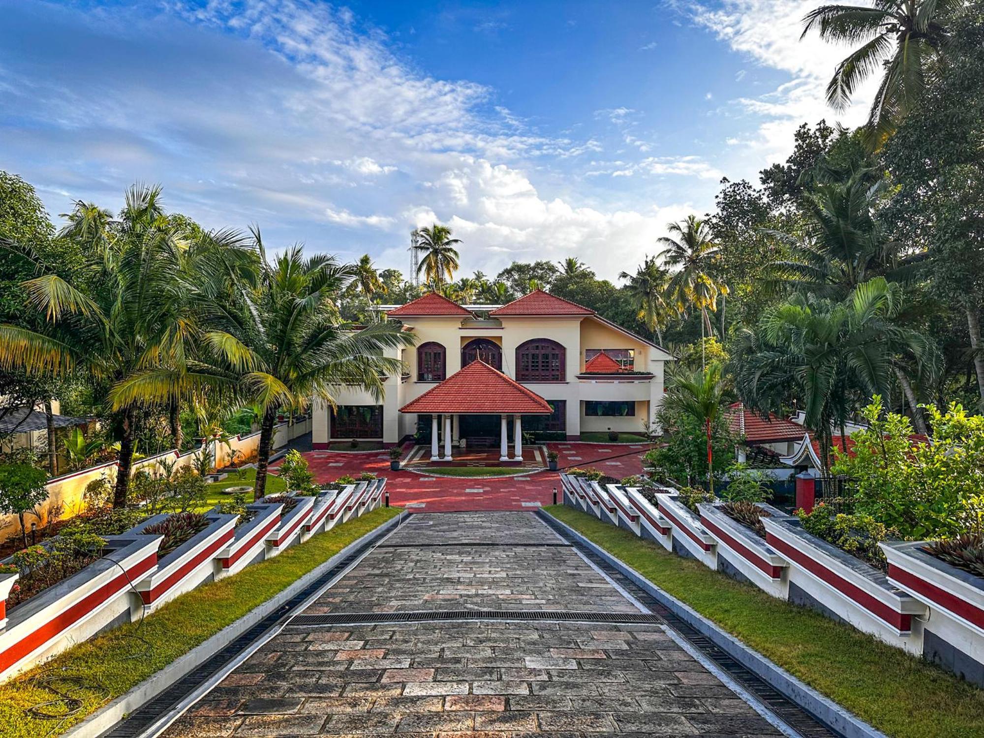 Parvathy Serenity In Varkala Attingal Bagian luar foto